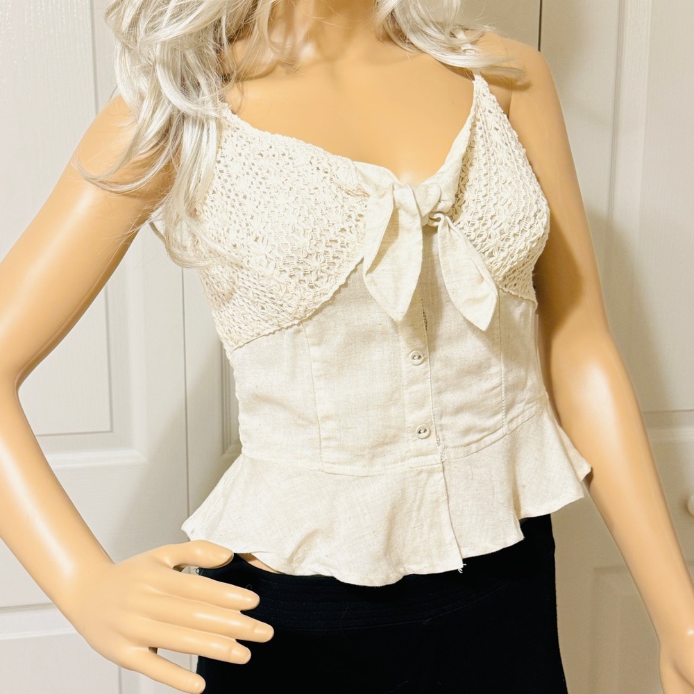 Japan Beige Top Sz Juniors Small NWT